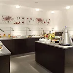 Mercure Düsseldorf Hotel 4*