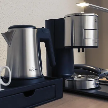 酒店 杜塞尔多夫诺伊斯美居酒店 4*