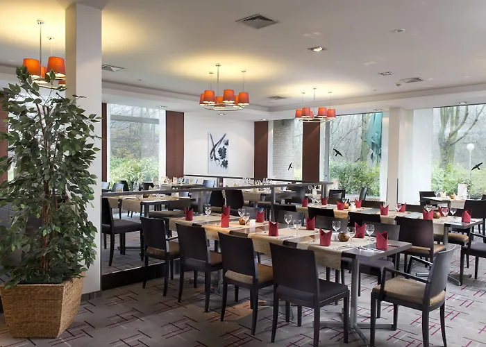 杜塞尔多夫诺伊斯美居酒店 诺伊斯